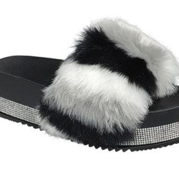 MOCS Shoes - Black & Gray Suzy Faux Fur Rhinestone Platform Slide ( Size 7)